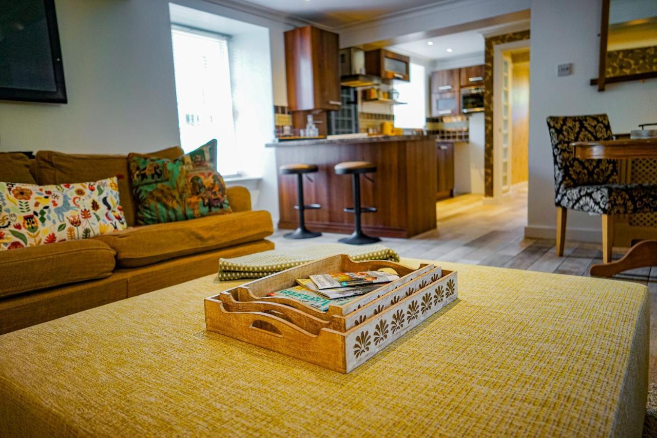 Apartamento Beautiful Listed Flat With Private Garden, Birnam Exterior foto